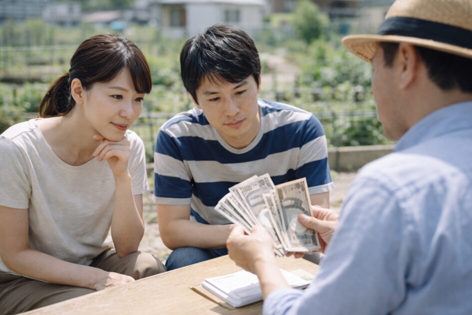 料金の目安｜月額より「1年目総額」を先に掴む（相場寄せしない）